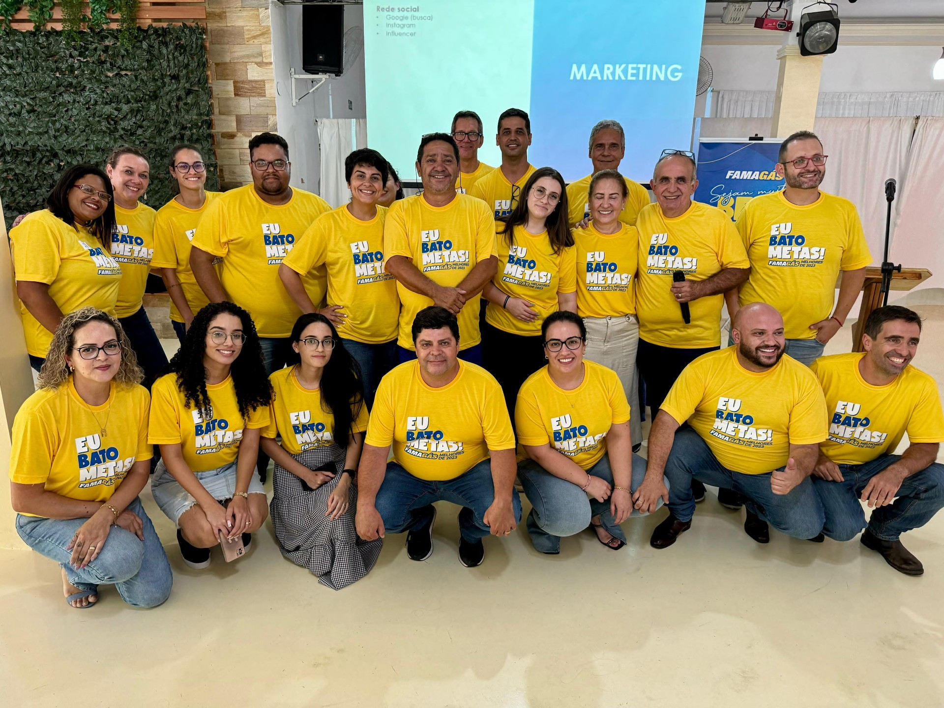 Equipe FamaGás em treinamento de segurança no manuseio de botijões de GLP